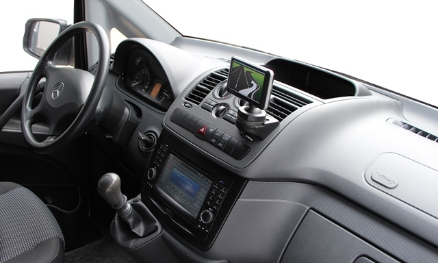 ARAT Telefon-Halterung Mercedes C-Klasse W204 ab 2011 bis 2014 - THME003.7